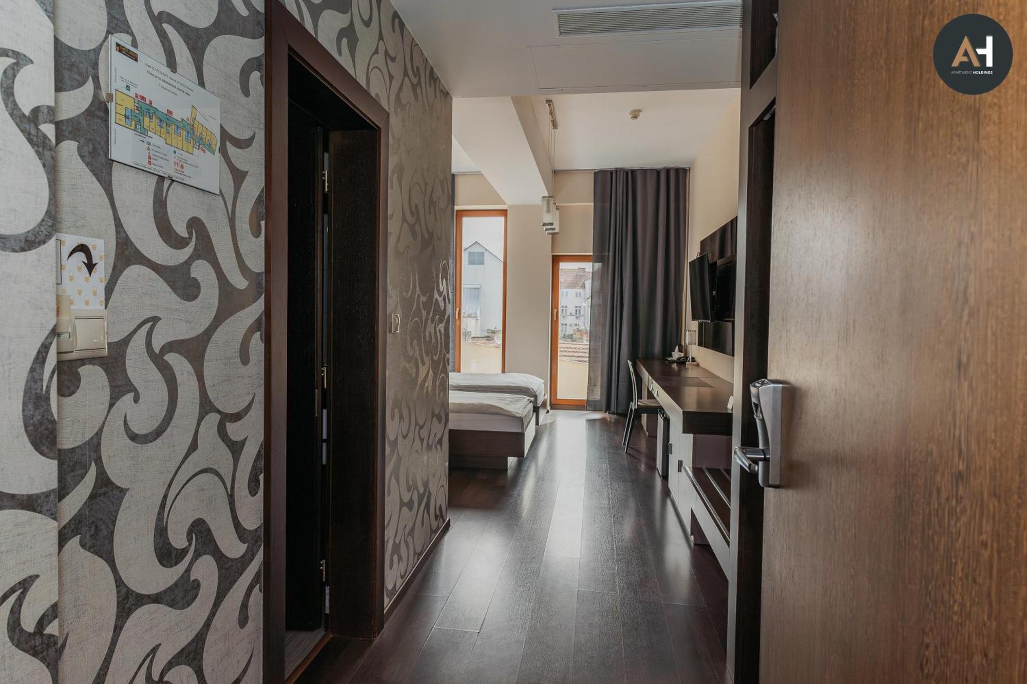 Ah Charlotte City Center Apartment Kosice Ngoại thất bức ảnh